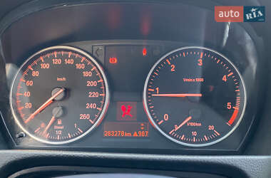Седан BMW 3 Series 2009 в 