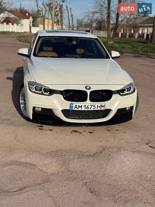 Седан BMW 3 Series 2012 в Коростене
