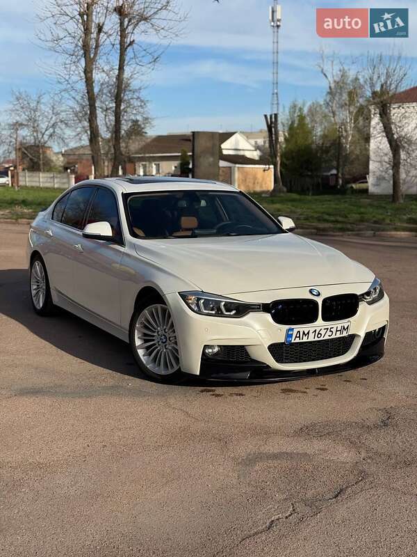 Седан BMW 3 Series 2012 в Коростене