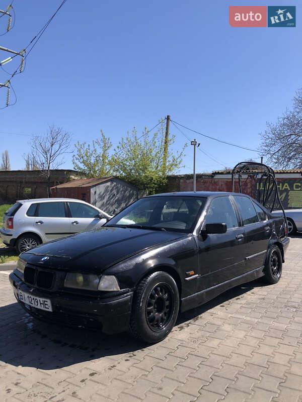 BMW 3 Series 1992