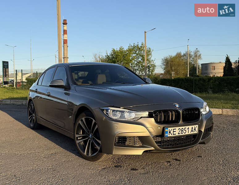 Седан BMW 3 Series 2017 в 