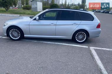 Універсал BMW 3 Series 2010 в 
