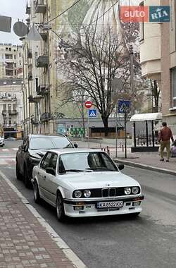 Седан BMW 3 Series 1987 в 