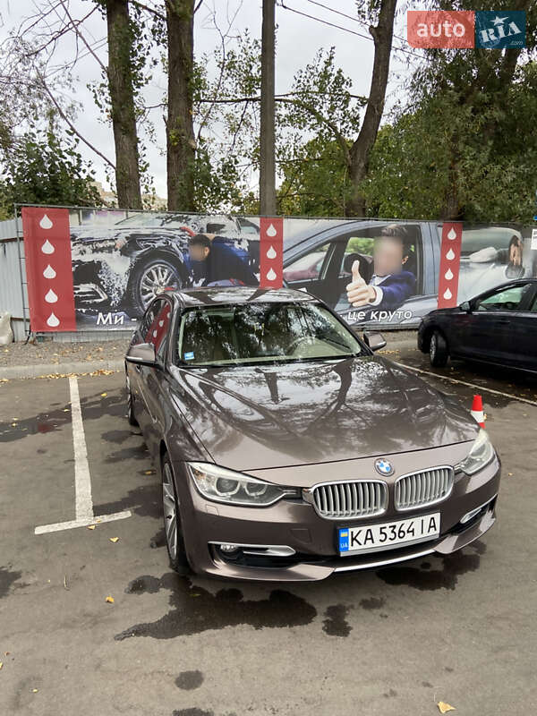 Седан BMW 3 Series 2012 в Киеве