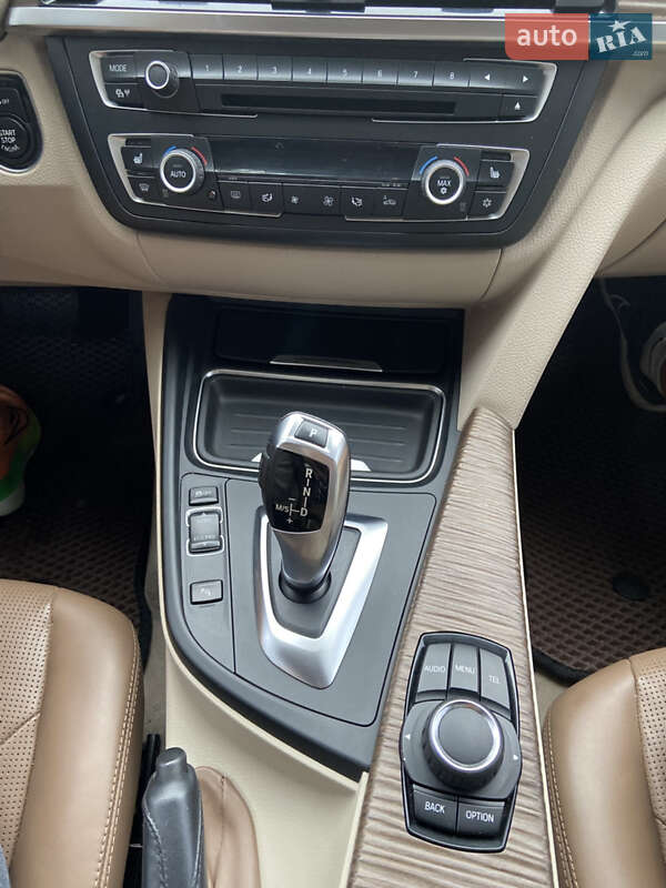 Седан BMW 3 Series 2012 в Киеве