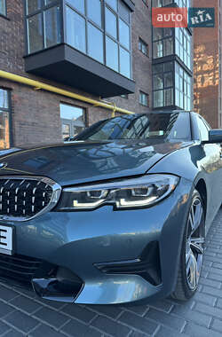 Седан BMW 3 Series 2021 в 
