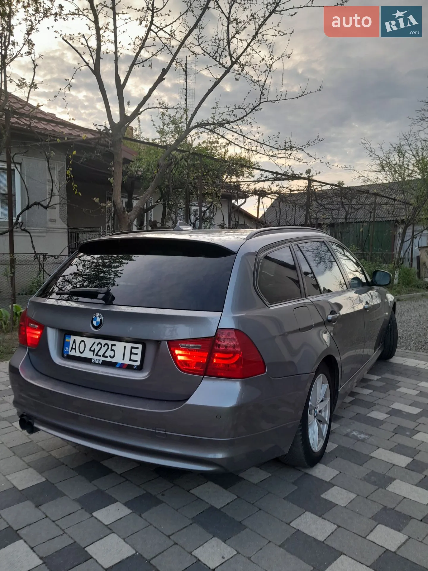 2010 BMW 3er - мініатюра 8