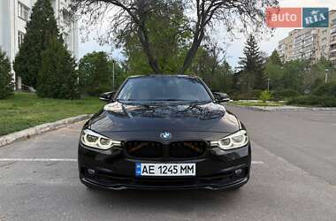 Седан BMW 3 Series 2017 в 