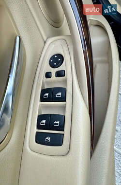 Седан BMW 3 Series 2013 в 