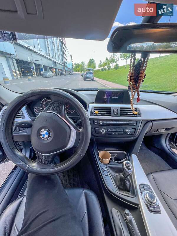 Седан BMW 3 Series 2012 в Києві