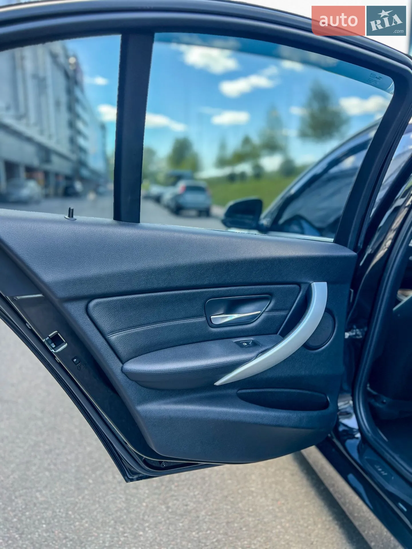 2012 BMW 3er - мініатюра 15