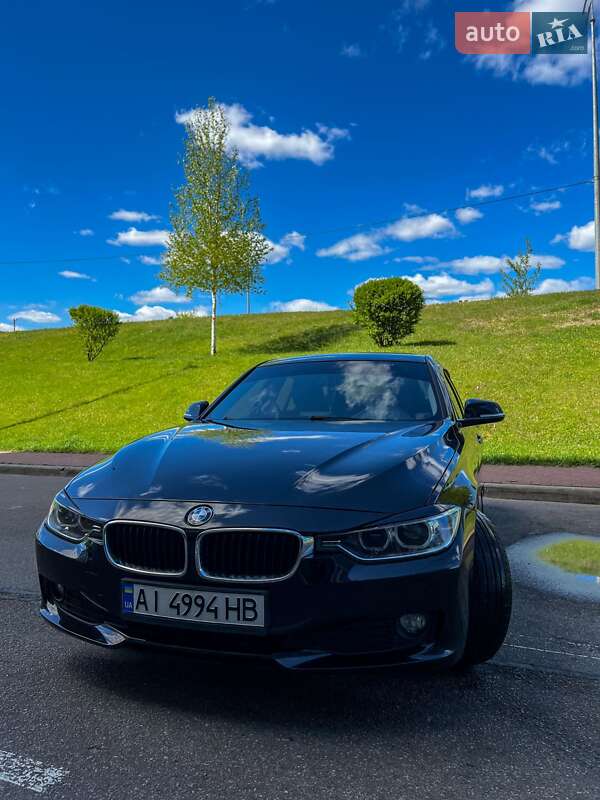 Седан BMW 3 Series 2012 в Києві
