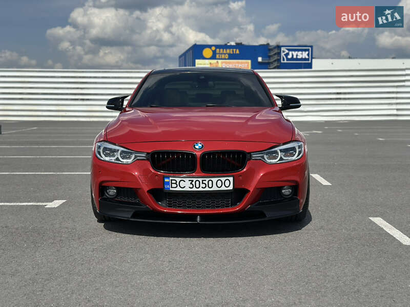 Седан BMW 3 Series 2015 в Львові