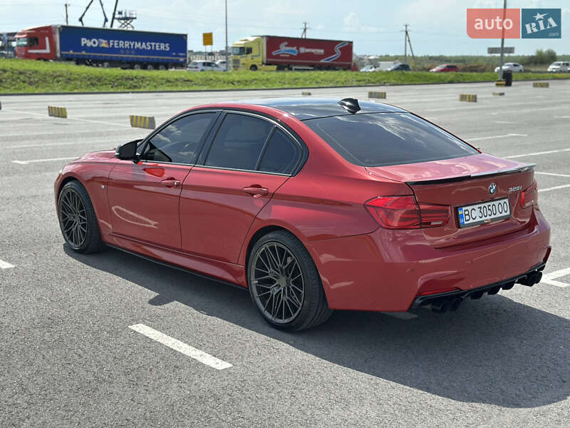Седан BMW 3 Series 2015 в Львові