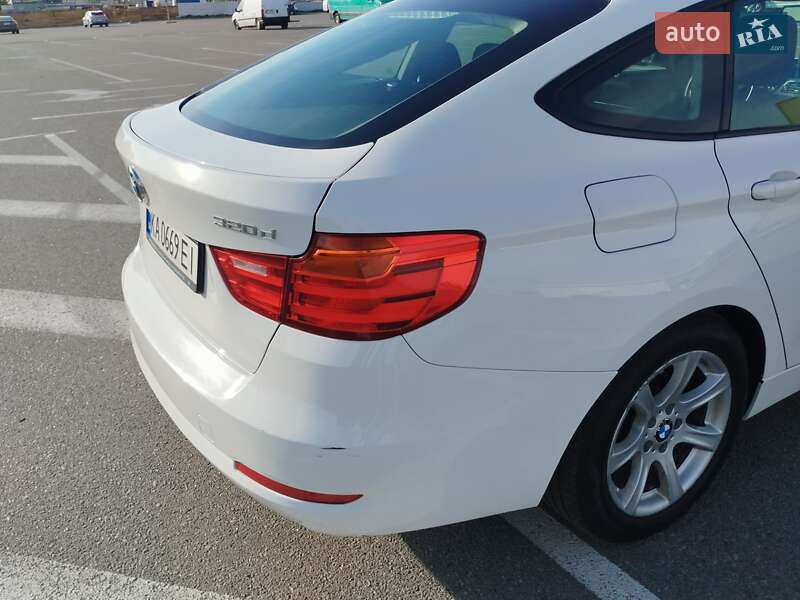 Седан BMW 3 Series 2016 в Києві