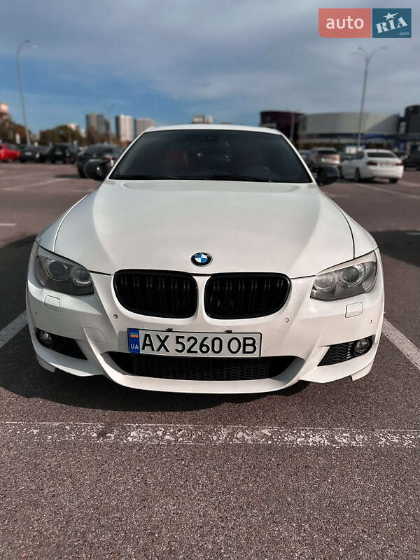 Купе BMW 3 Series 2010 в Киеве фото 15 Купе BMW 3 Series 2010 в Киеве