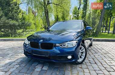 Седан BMW 3 Series 2017 в 