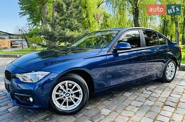 Седан BMW 3 Series 2017 в 