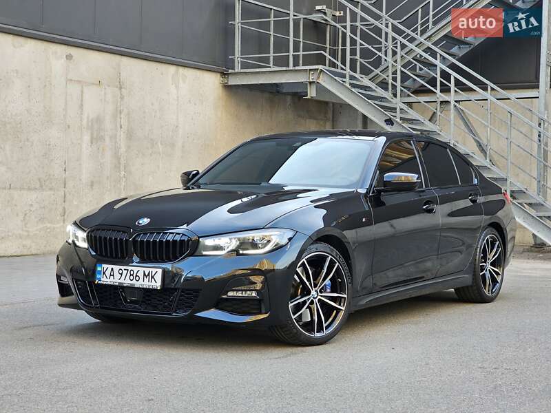 Седан BMW 3 Series 2022 в Киеве