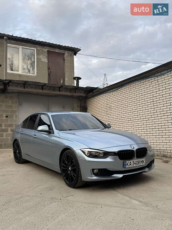 Седан BMW 3 Series 2013 в Киеве фото 4 Седан BMW 3 Series 2013 в Киеве