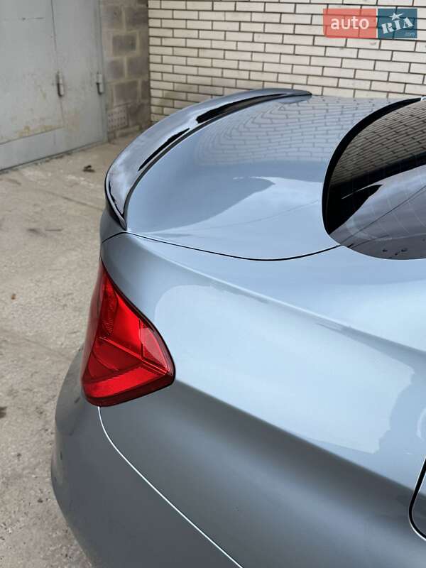 Седан BMW 3 Series 2013 в Киеве фото 13 Седан BMW 3 Series 2013 в Киеве
