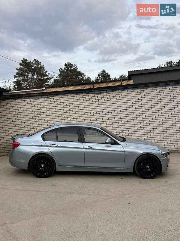 Седан BMW 3 Series 2013 в Киеве фото 15 Седан BMW 3 Series 2013 в Киеве
