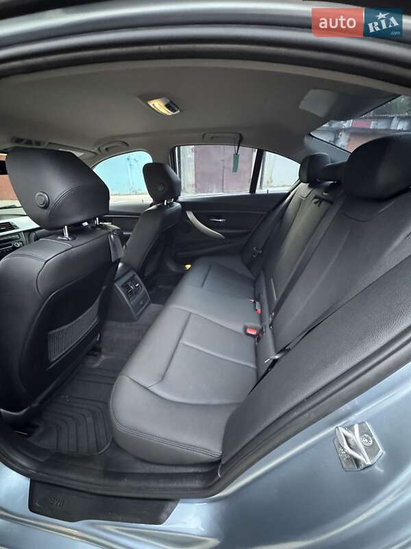 Седан BMW 3 Series 2013 в Киеве фото 35 Седан BMW 3 Series 2013 в Киеве