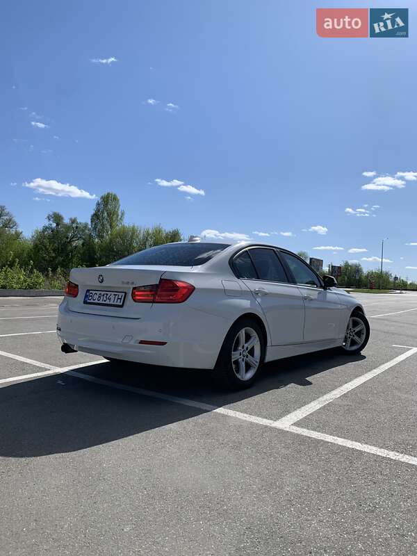Седан BMW 3 Series 2012 в Києві