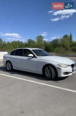 Седан BMW 3 Series 2012 в 