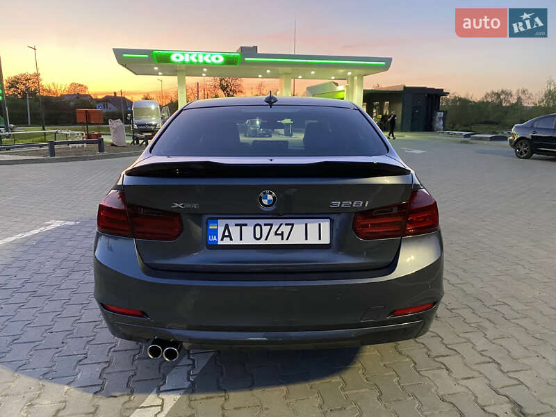 Седан BMW 3 Series 2014 в Ивано-Франковске