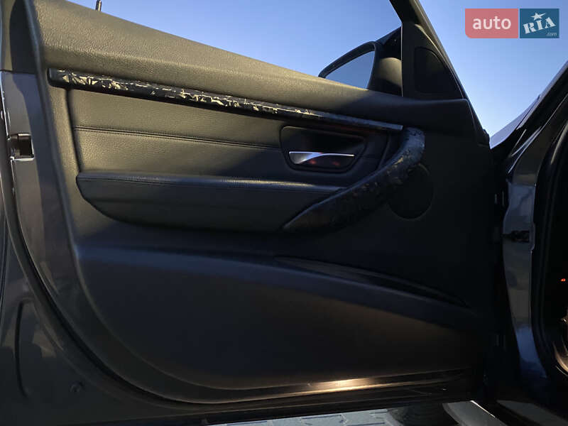 Седан BMW 3 Series 2014 в Ивано-Франковске