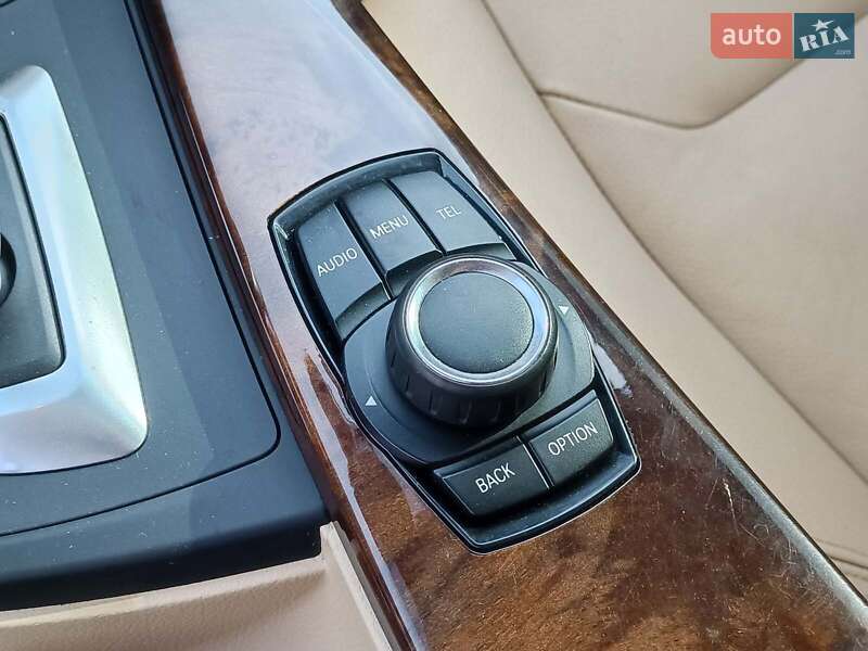 Седан BMW 3 Series 2013 в Харькове