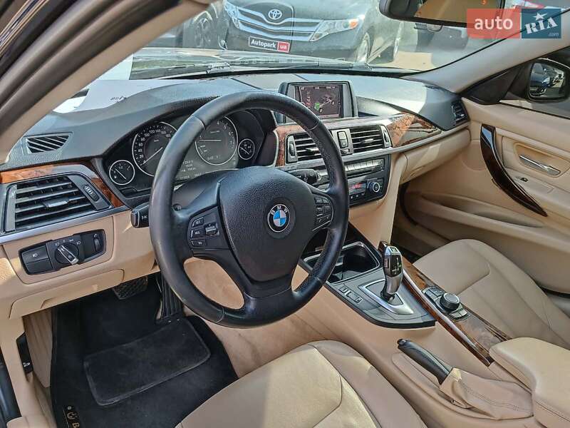 Седан BMW 3 Series 2013 в Харькове