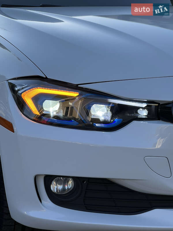 Седан BMW 3 Series 2014 в Одессе