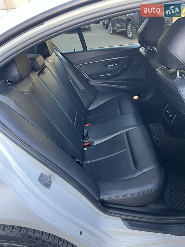 Седан BMW 3 Series 2014 в Одессе