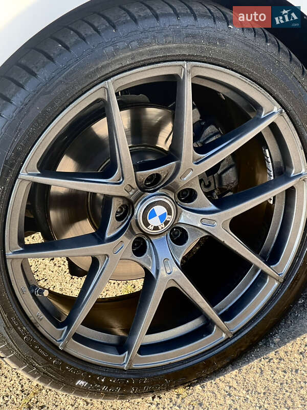 Седан BMW 3 Series 2014 в Одессе