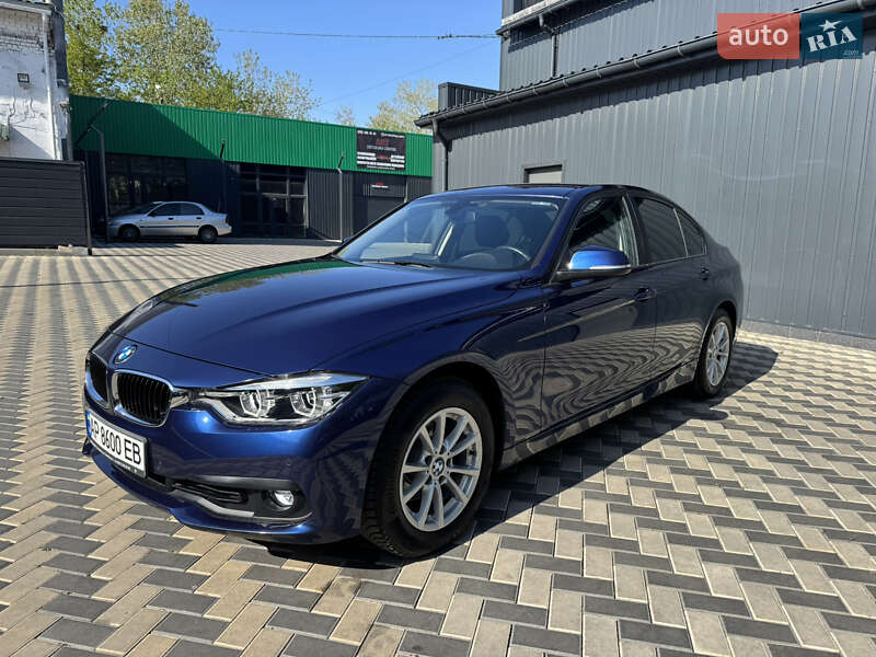 Седан BMW 3 Series 2017 в Николаеве