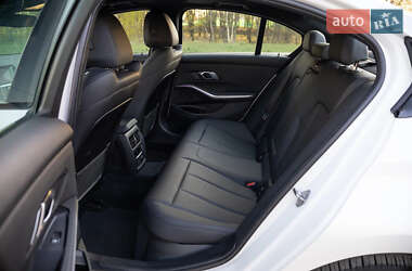 Седан BMW 3 Series 2019 в 