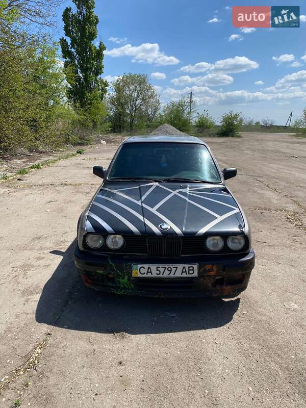 Седан BMW 3 Series 1987 в 