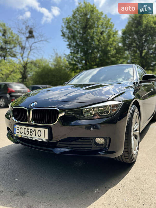 BMW 3 Series 2012