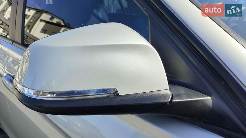 Седан BMW 3 Series 2014 в Киеве