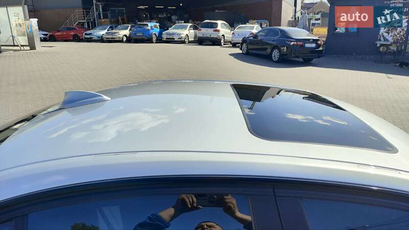 Седан BMW 3 Series 2014 в Киеве
