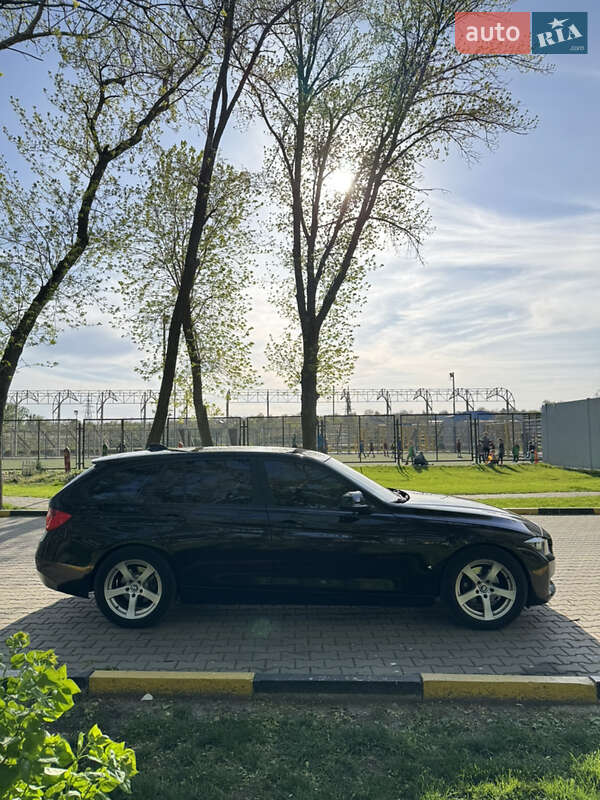 Универсал BMW 3 Series 2014 в Александрие