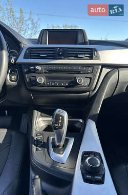 Седан BMW 3 Series 2012 в 