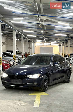Седан BMW 3 Series 2014 в 
