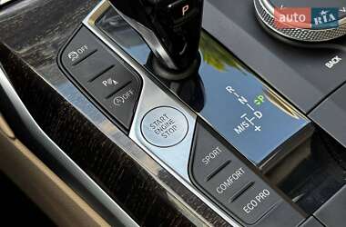 Седан BMW 3 Series 2020 в 