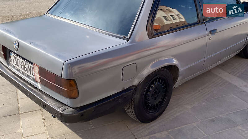 Купе BMW 3 Series 1985 в Ивано-Франковске фото 8 Купе BMW 3 Series 1985 в Ивано-Франковске