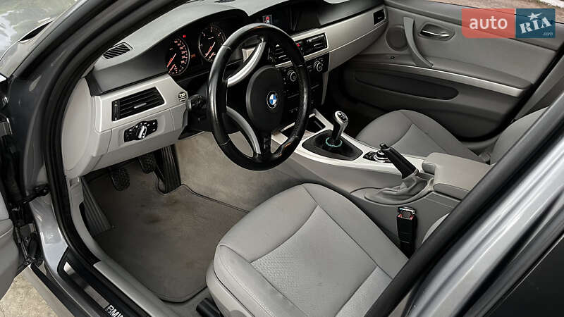 Универсал BMW 3 Series 2008 в Львове фото 30 Универсал BMW 3 Series 2008 в Львове