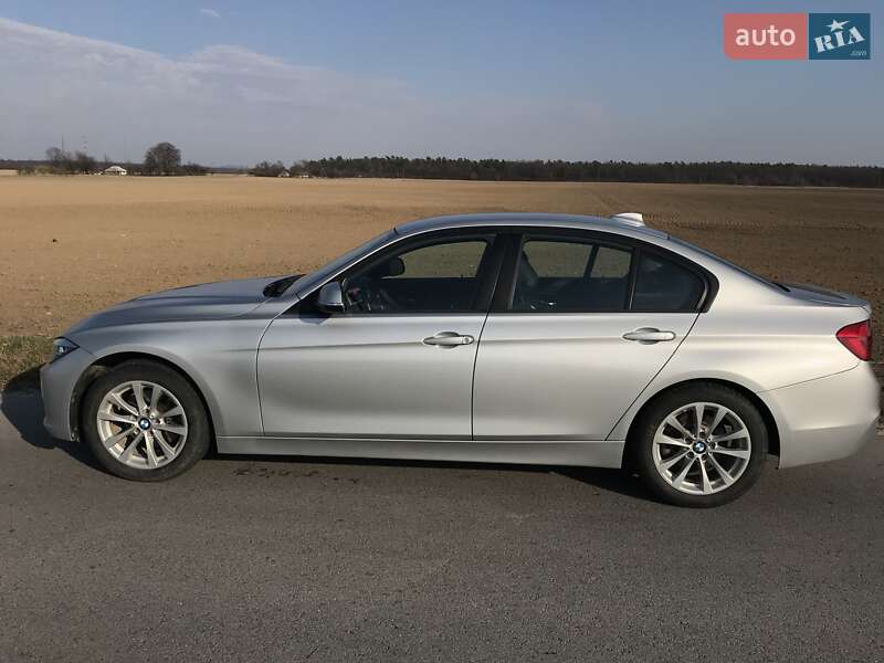 Седан BMW 3 Series 2016 в Буске