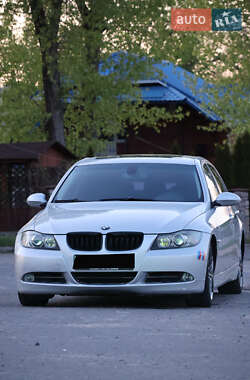 Седан BMW 3 Series 2006 в Обухові